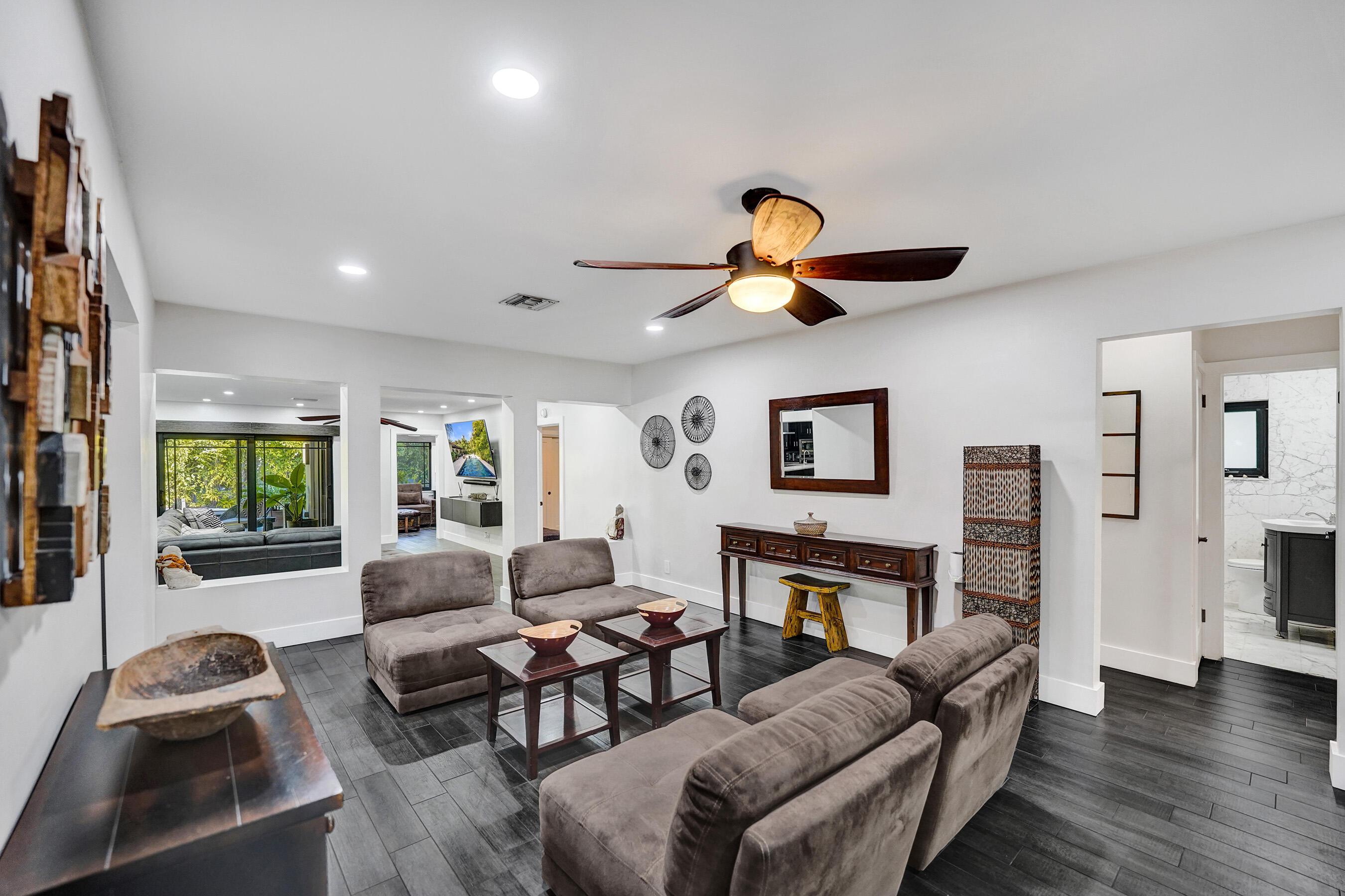 2309 NE 12th Fort Lauderdale, FL 33304