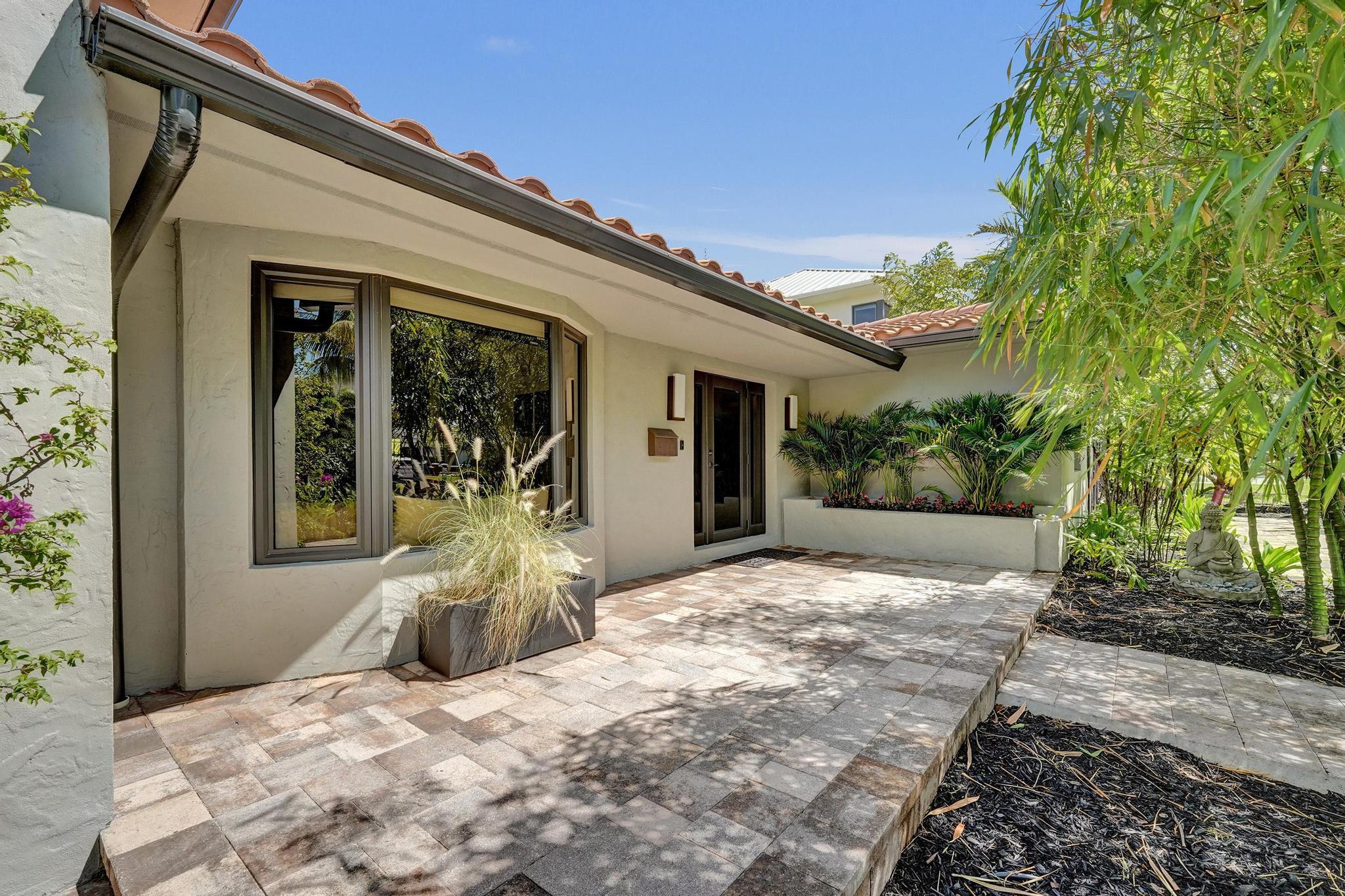 2309 NE 12th Fort Lauderdale, FL 33304