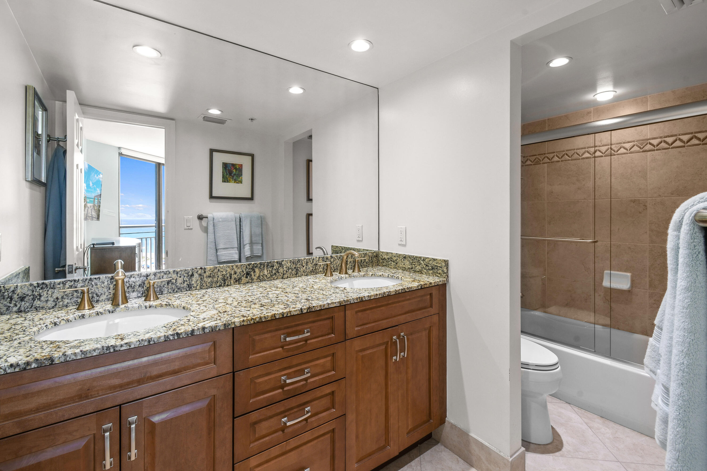 3000 N Ocean #9h Singer Island, FL 33404