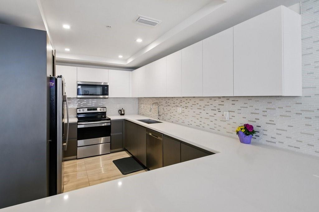 700 NE 14th #208 Fort Lauderdale, FL 33304