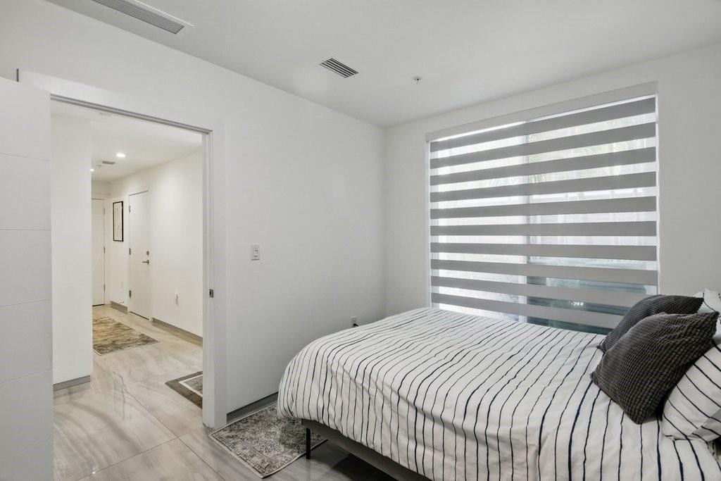 700 NE 14th #208 Fort Lauderdale, FL 33304