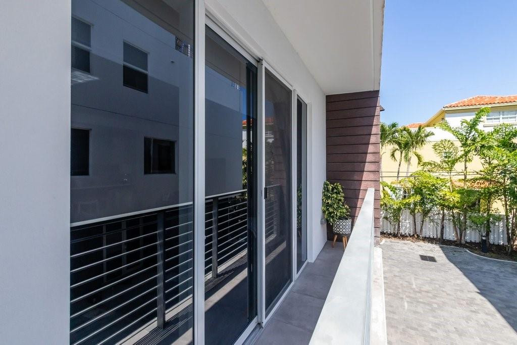 700 NE 14th #208 Fort Lauderdale, FL 33304