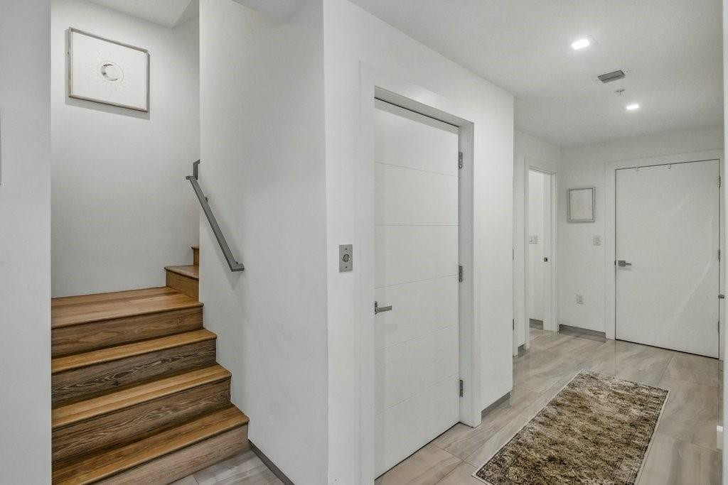 700 NE 14th #208 Fort Lauderdale, FL 33304