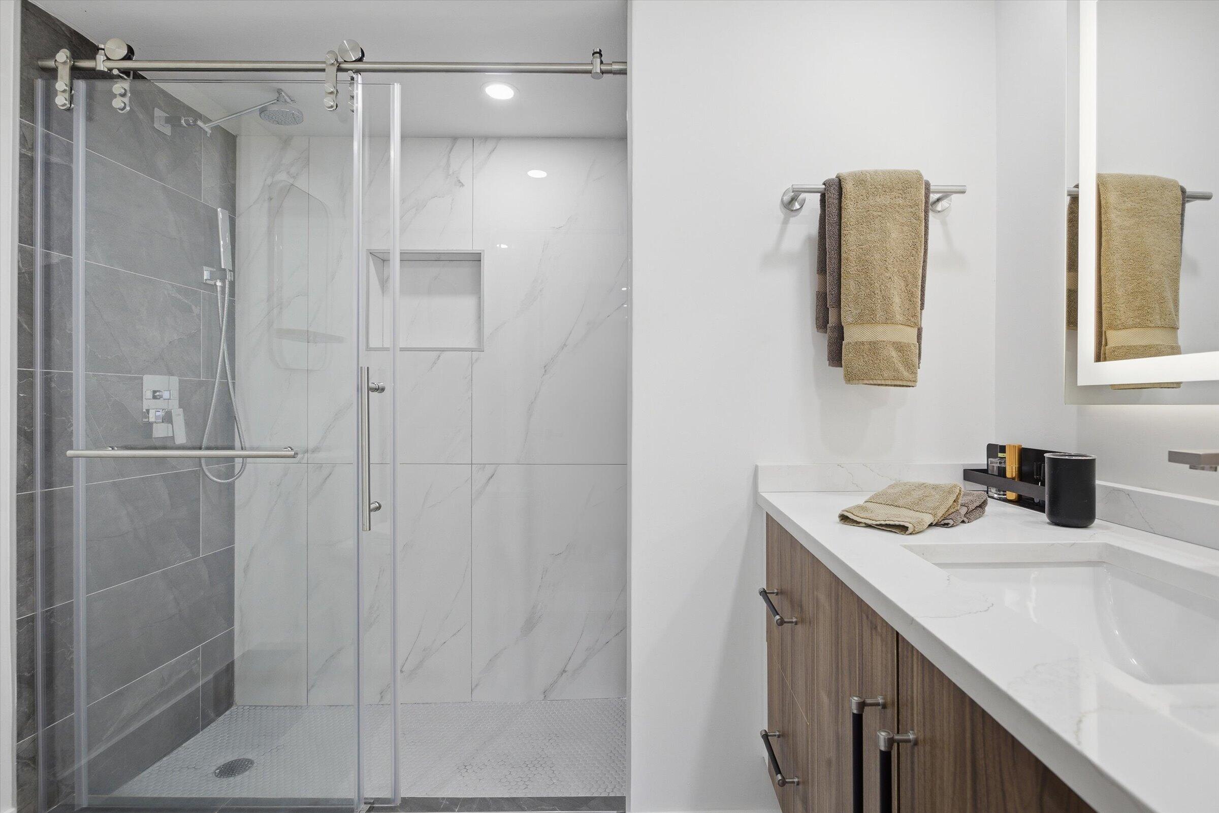 336 N Birch #5h Fort Lauderdale, FL 33304
