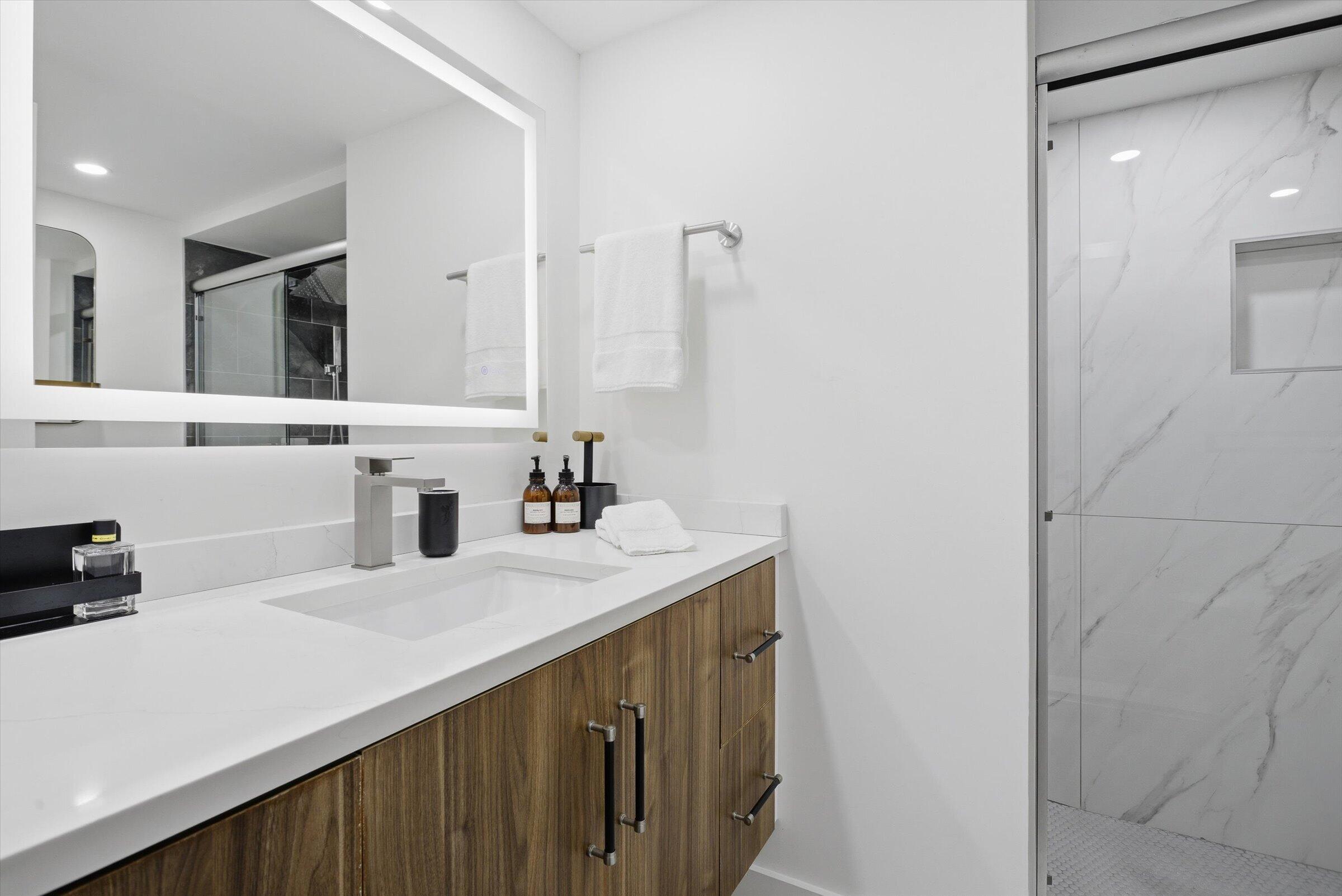 336 N Birch #5h Fort Lauderdale, FL 33304