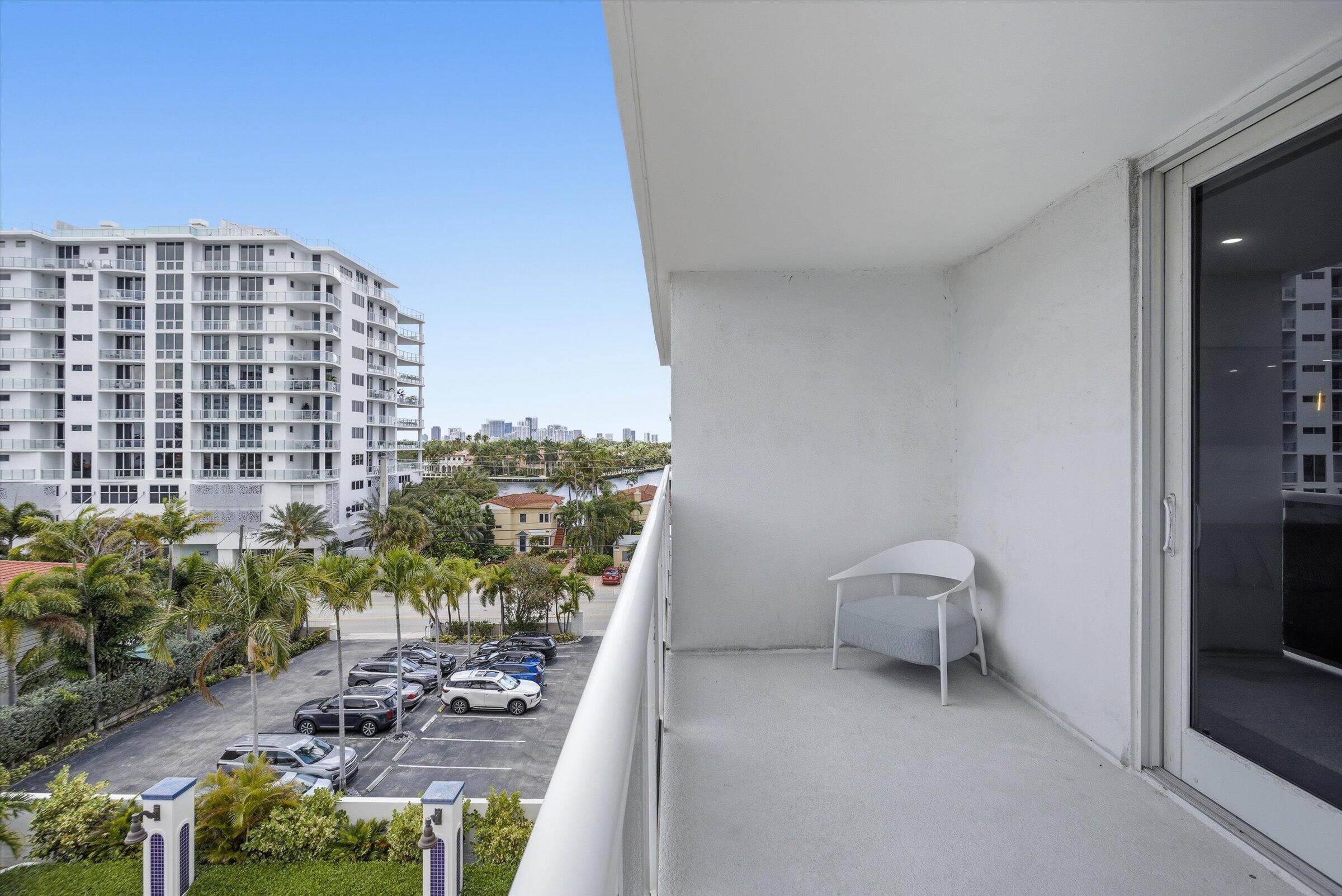 336 N Birch #5h Fort Lauderdale, FL 33304