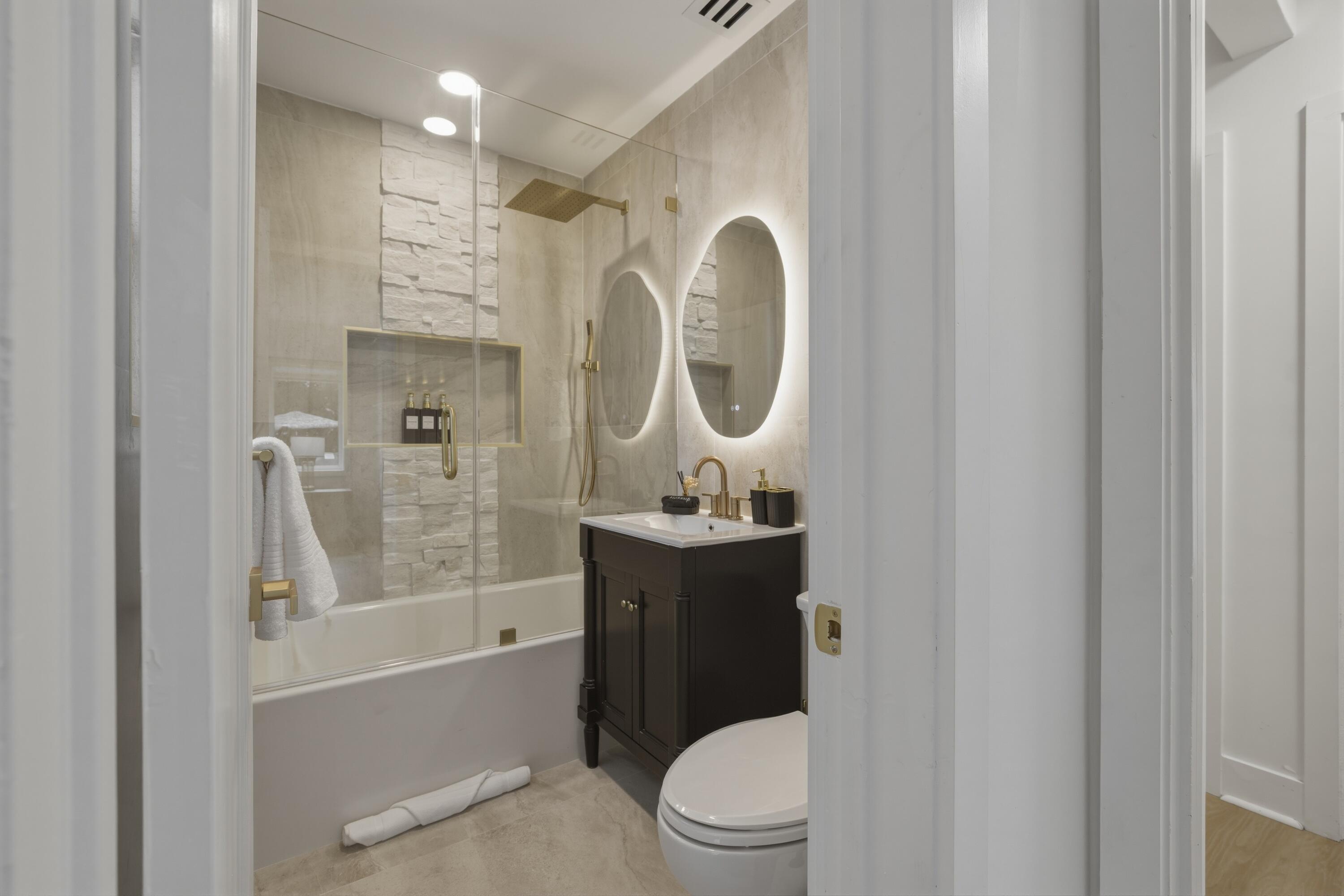 610 NE 16th Fort Lauderdale, FL 33304