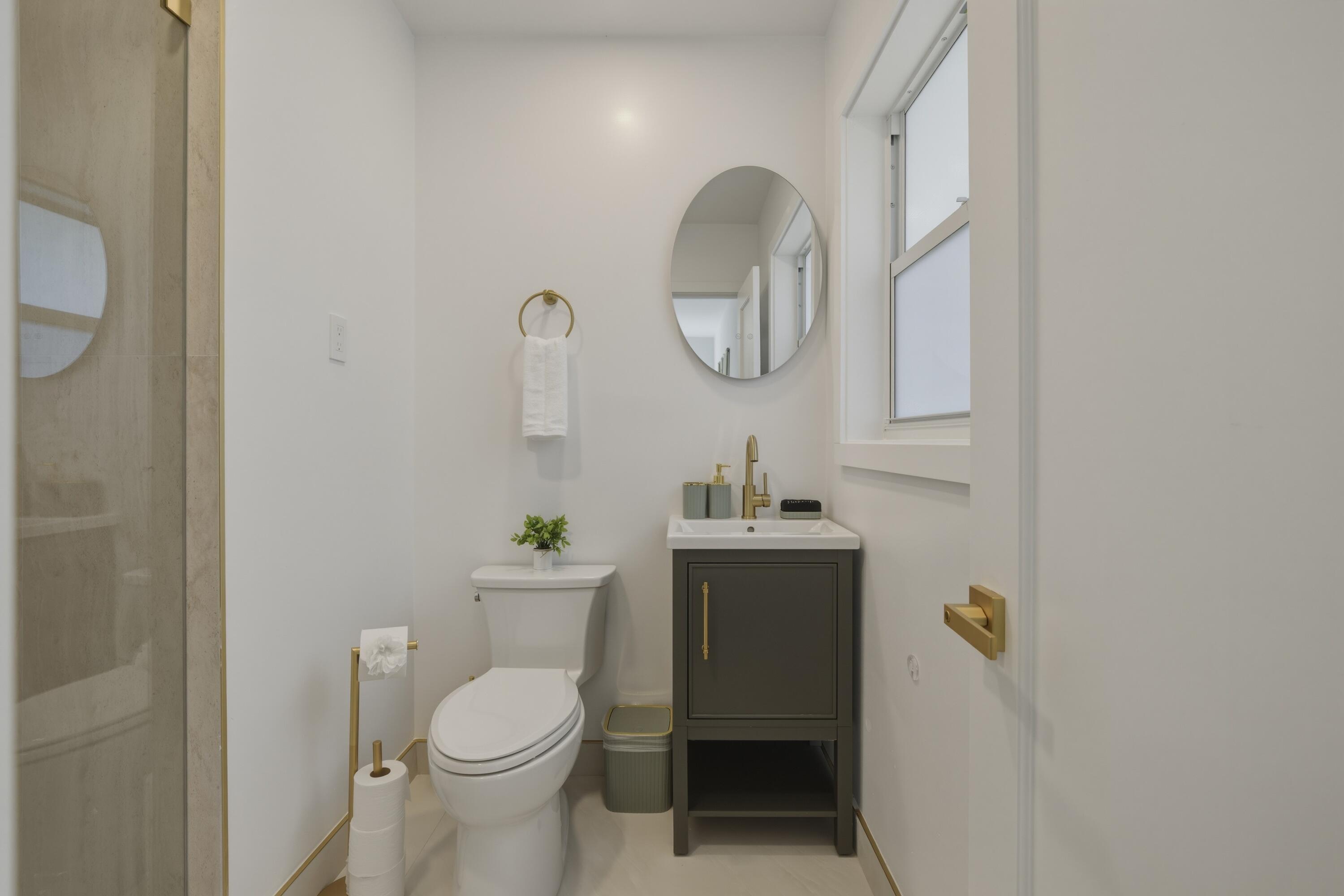 610 NE 16th Fort Lauderdale, FL 33304