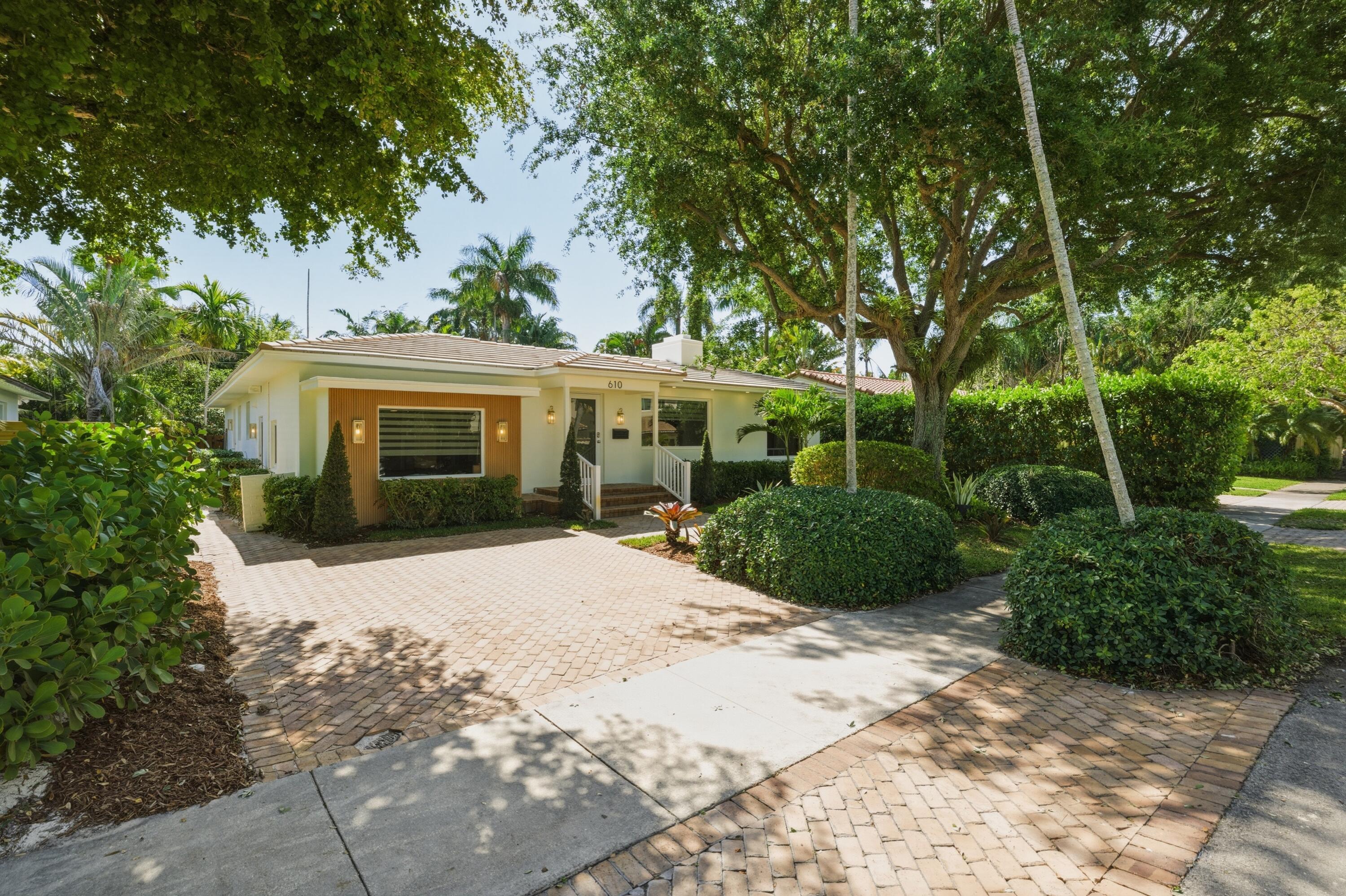 610 NE 16th Fort Lauderdale, FL 33304