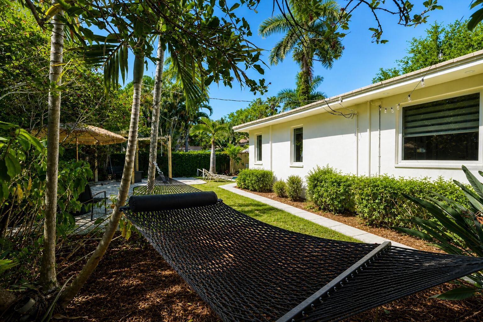 610 NE 16th Fort Lauderdale, FL 33304