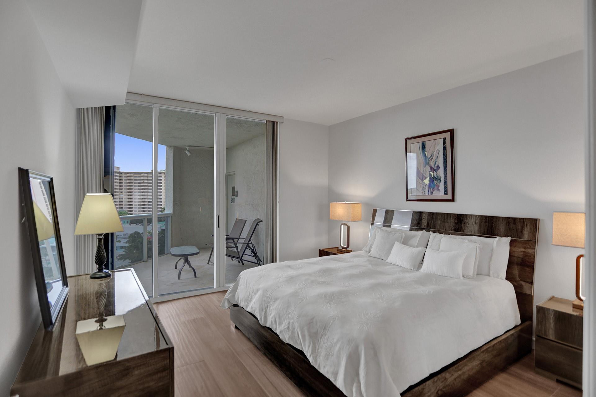 3100 N Ocean #808 Fort Lauderdale, FL 33308