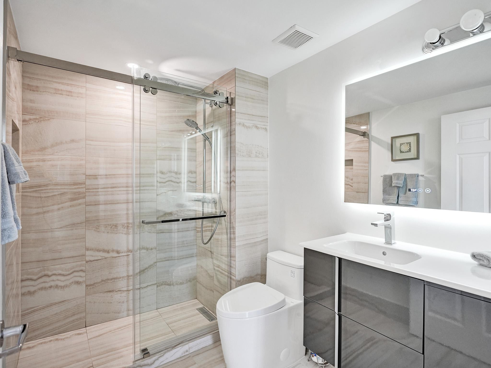 3100 N Ocean #808 Fort Lauderdale, FL 33308
