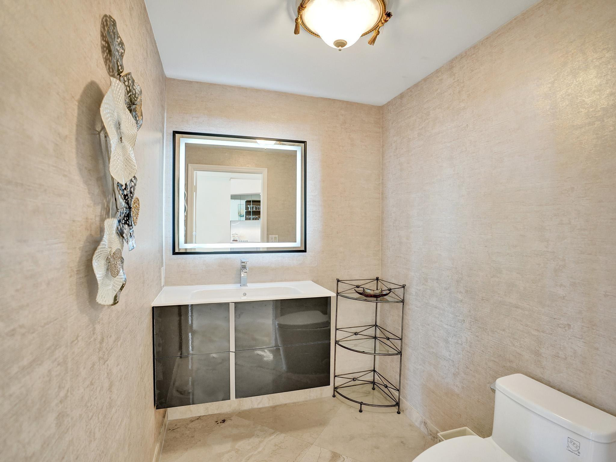 3100 N Ocean #808 Fort Lauderdale, FL 33308
