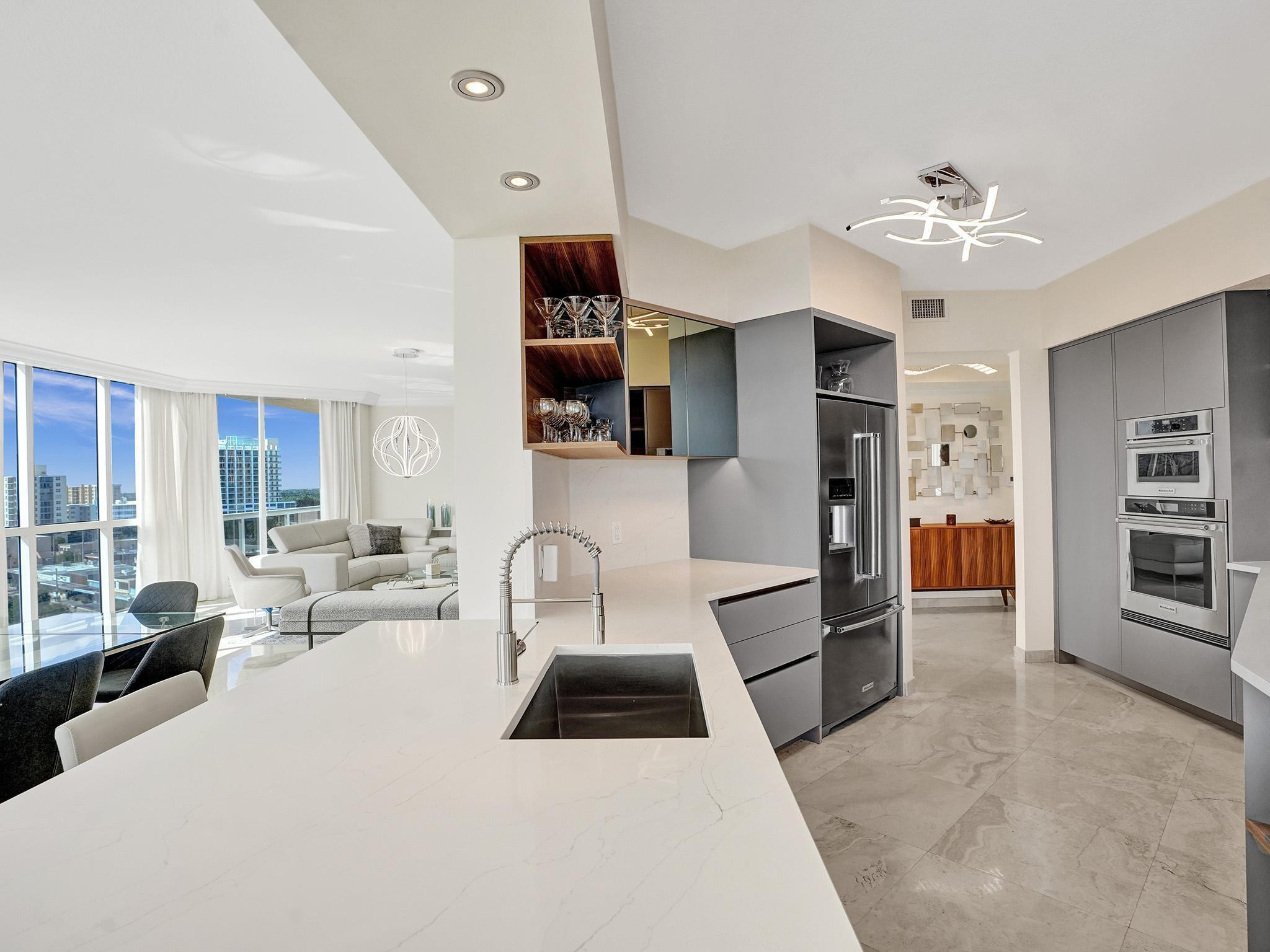 3100 N Ocean #808 Fort Lauderdale, FL 33308