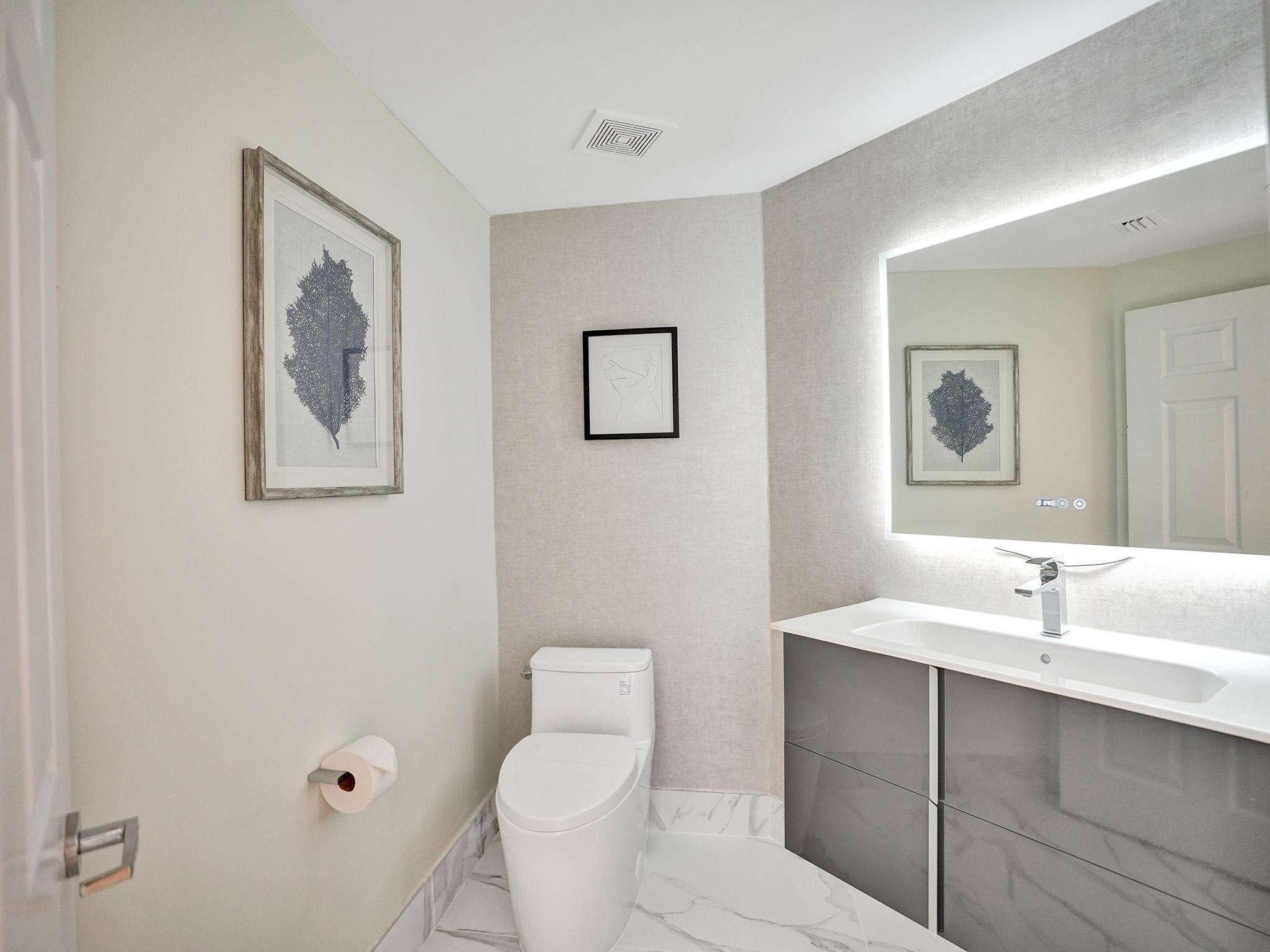 3100 N Ocean #808 Fort Lauderdale, FL 33308