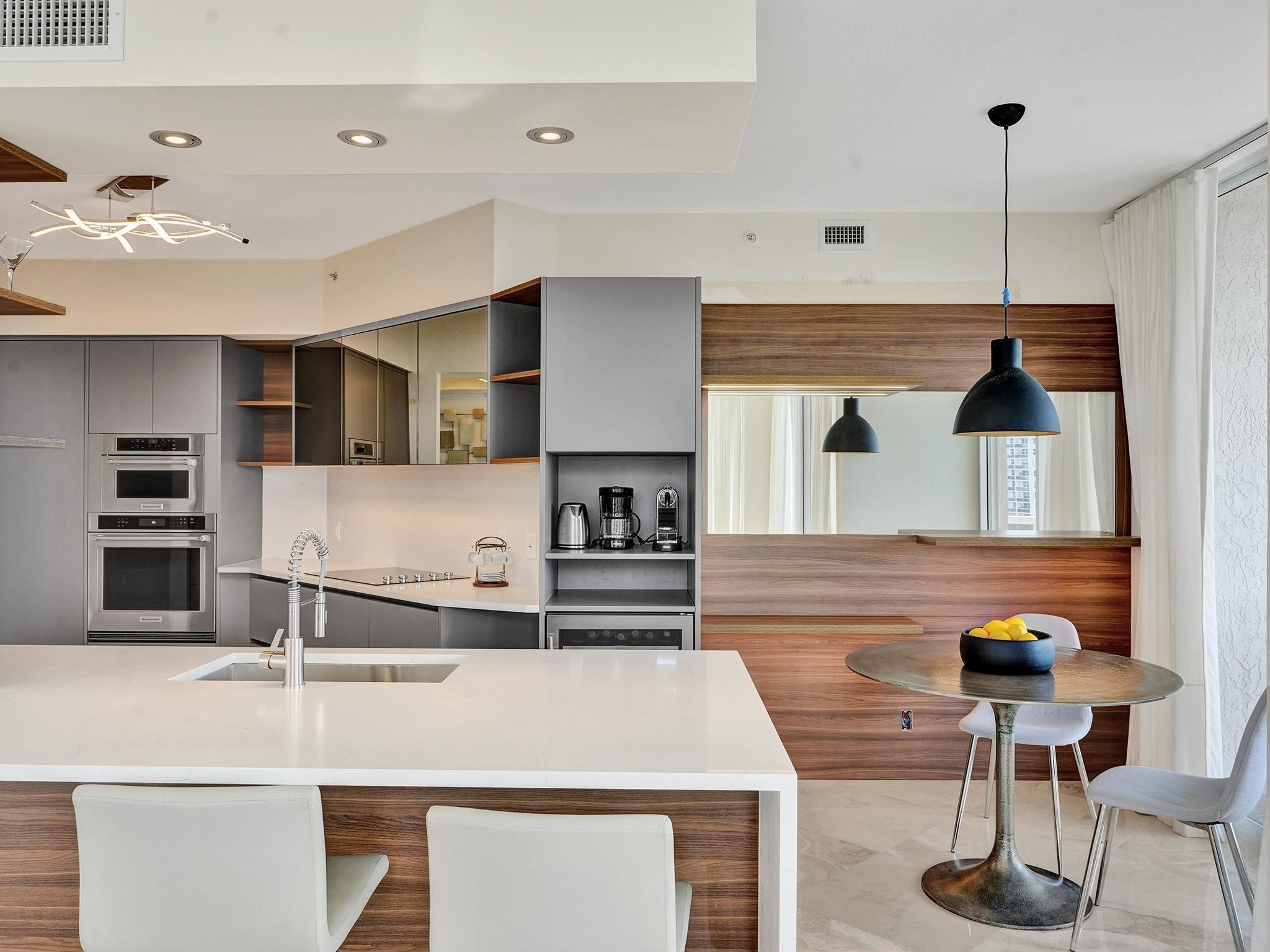 3100 N Ocean #808 Fort Lauderdale, FL 33308