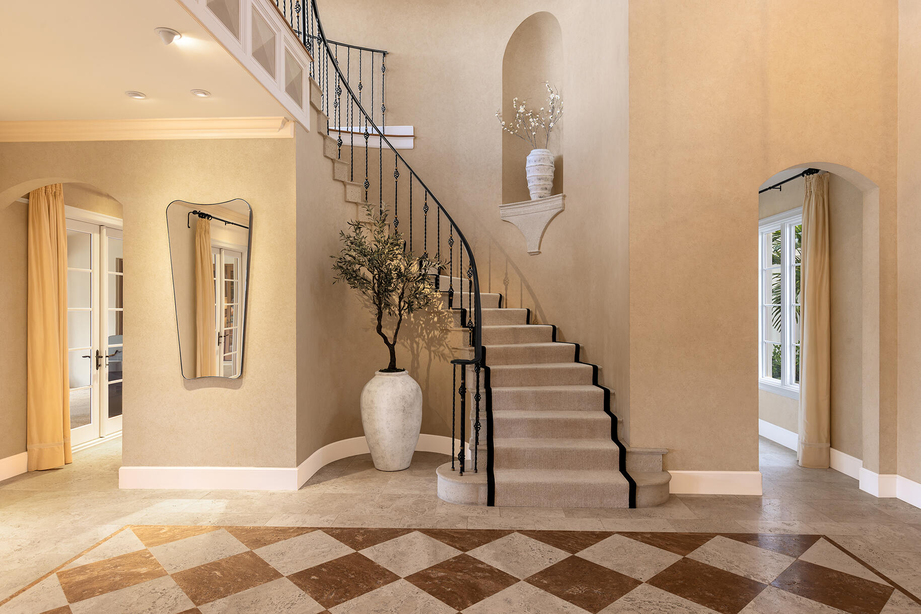 614 Tarpon Palm Beach, FL 33480
