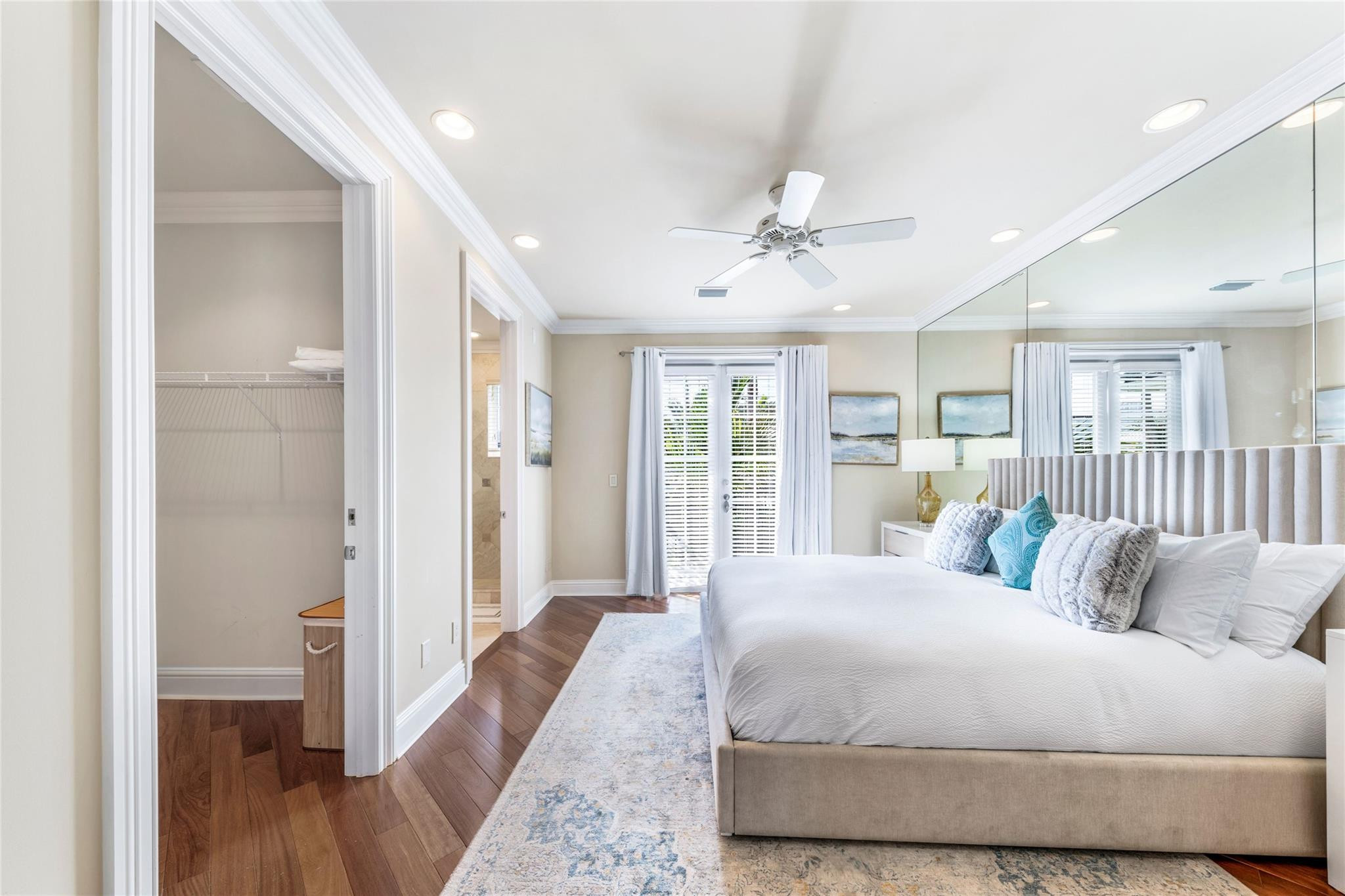 7 Pelican Fort Lauderdale, FL 33301