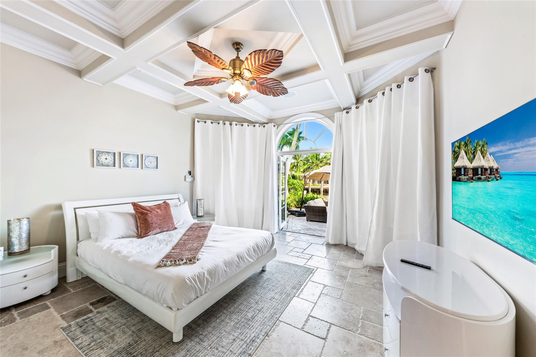 7 Pelican Fort Lauderdale, FL 33301