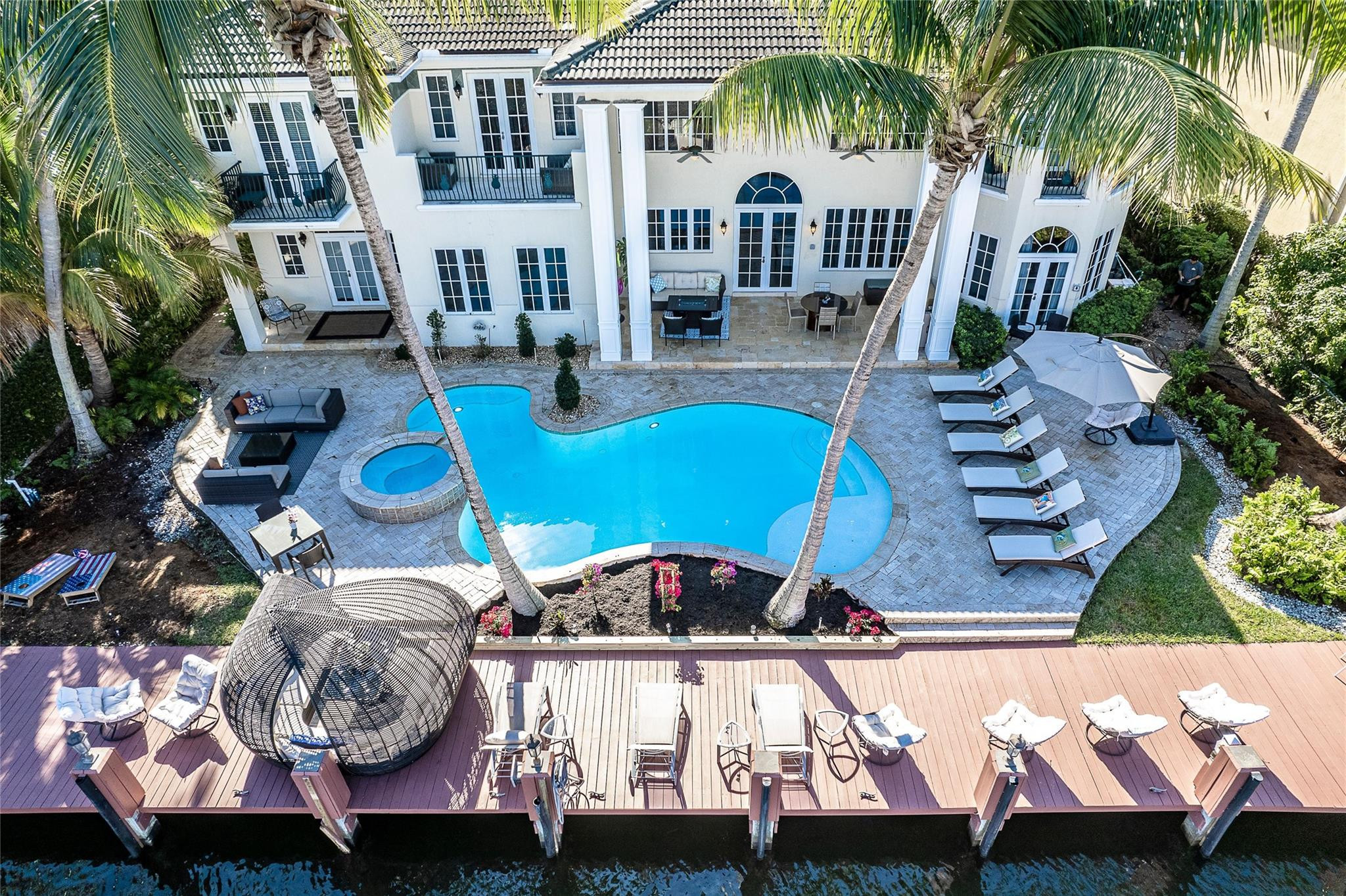 7 Pelican Fort Lauderdale, FL 33301