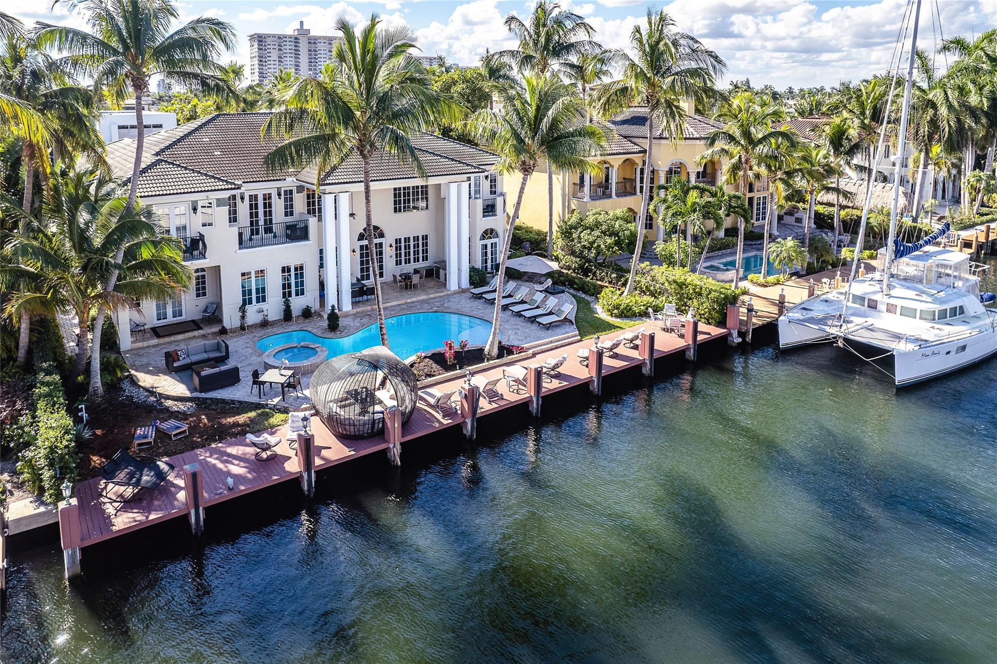 7 Pelican Fort Lauderdale, FL 33301