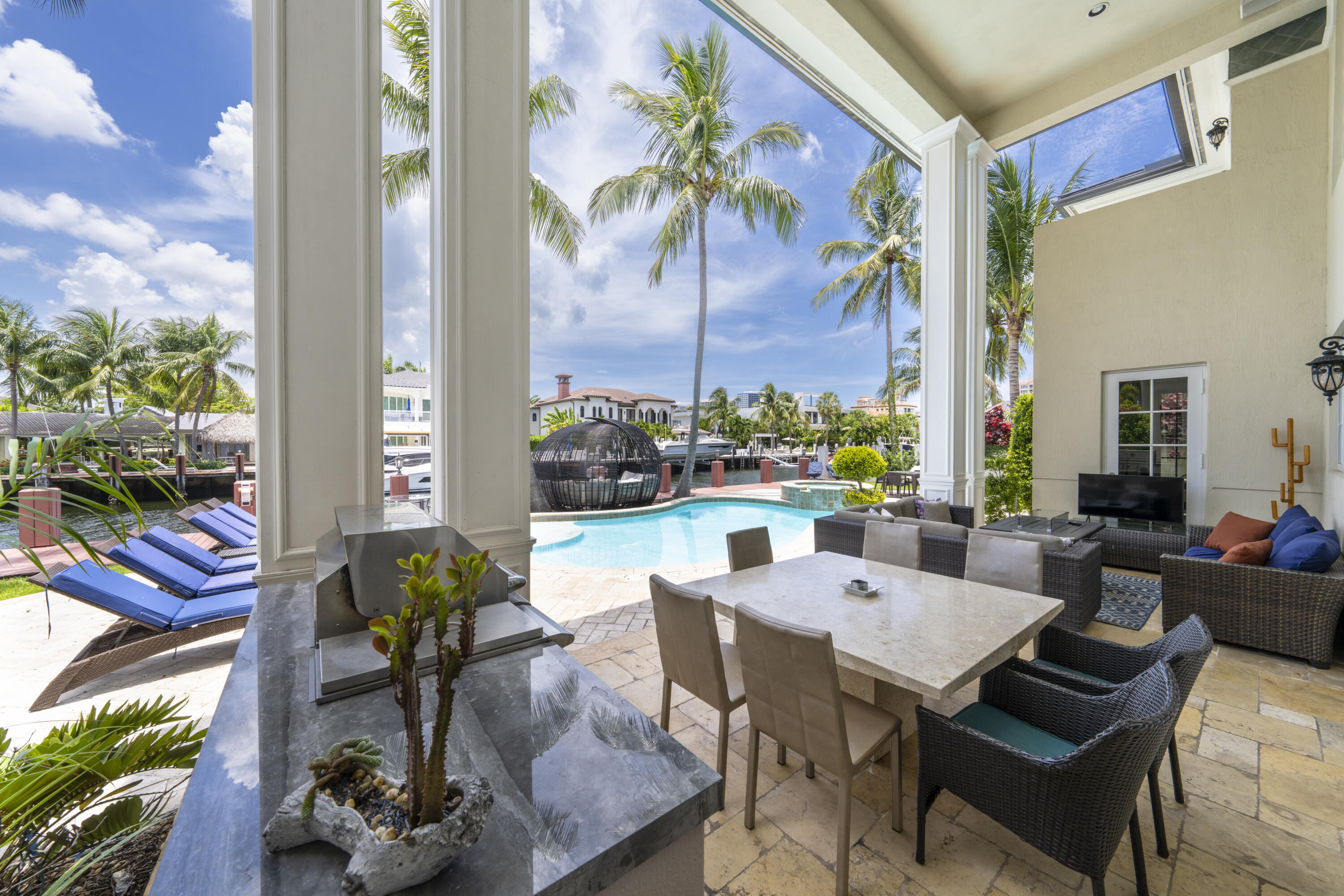 7 Pelican Fort Lauderdale, FL 33301