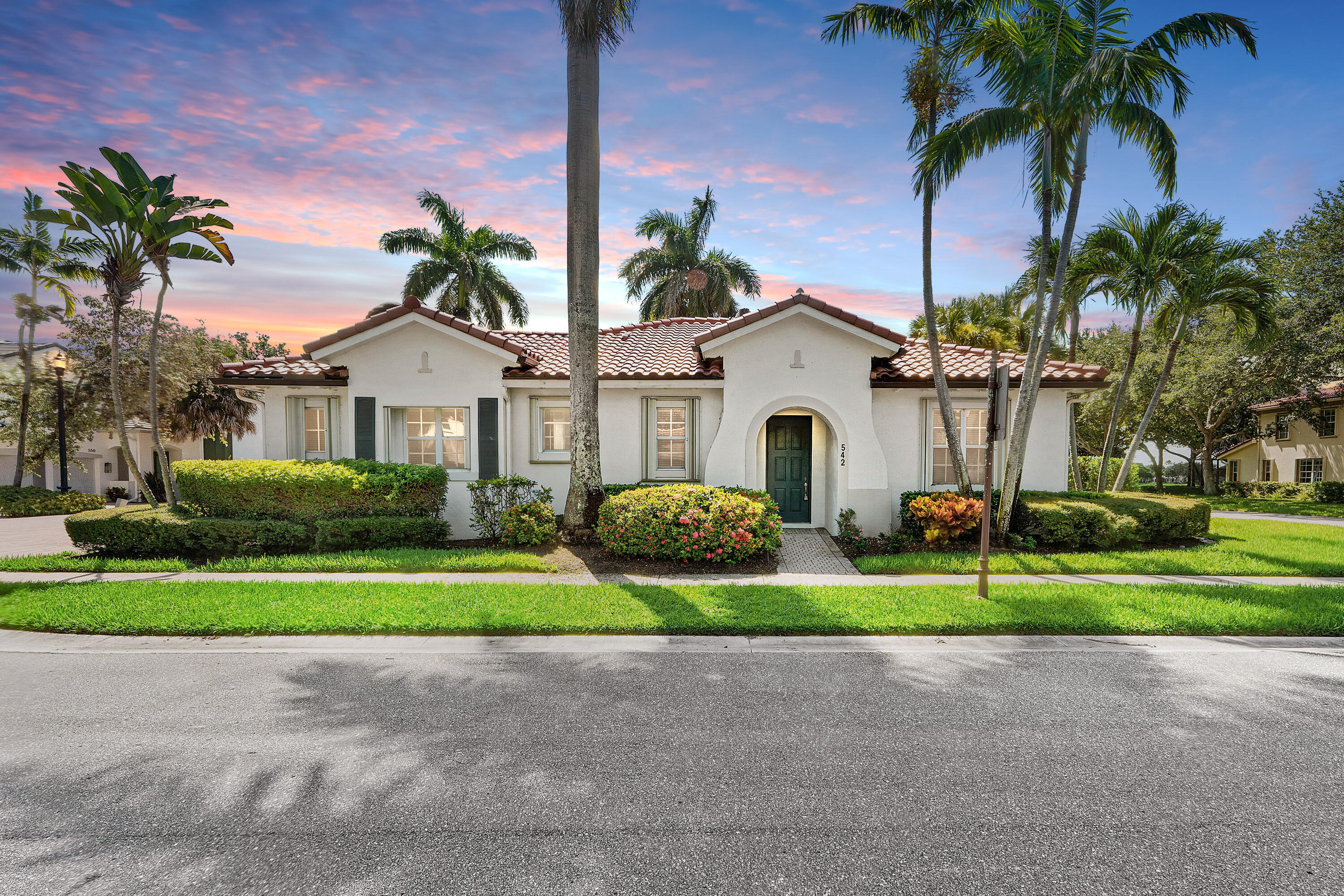 542 Tomahawk Ct
