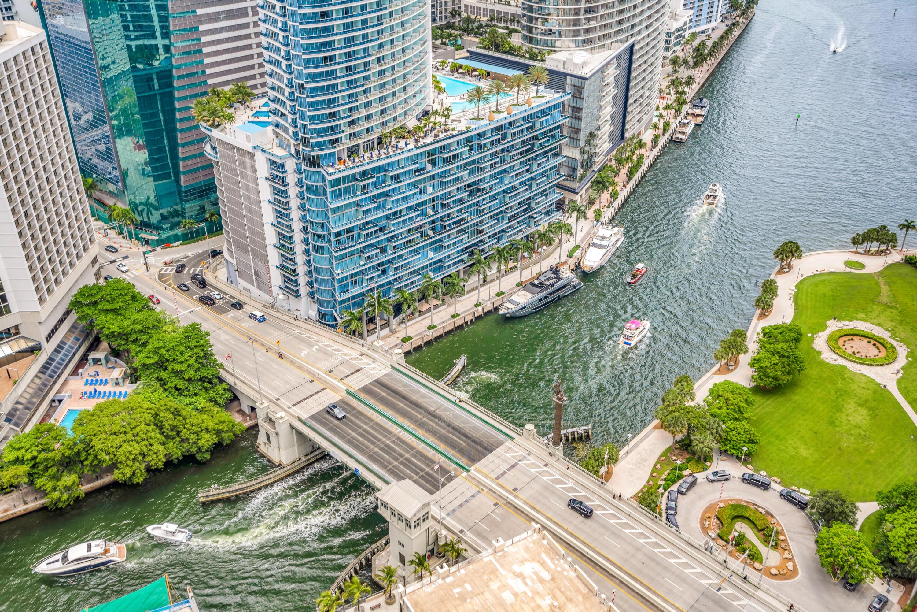 image Viceroy Brickell Residences35