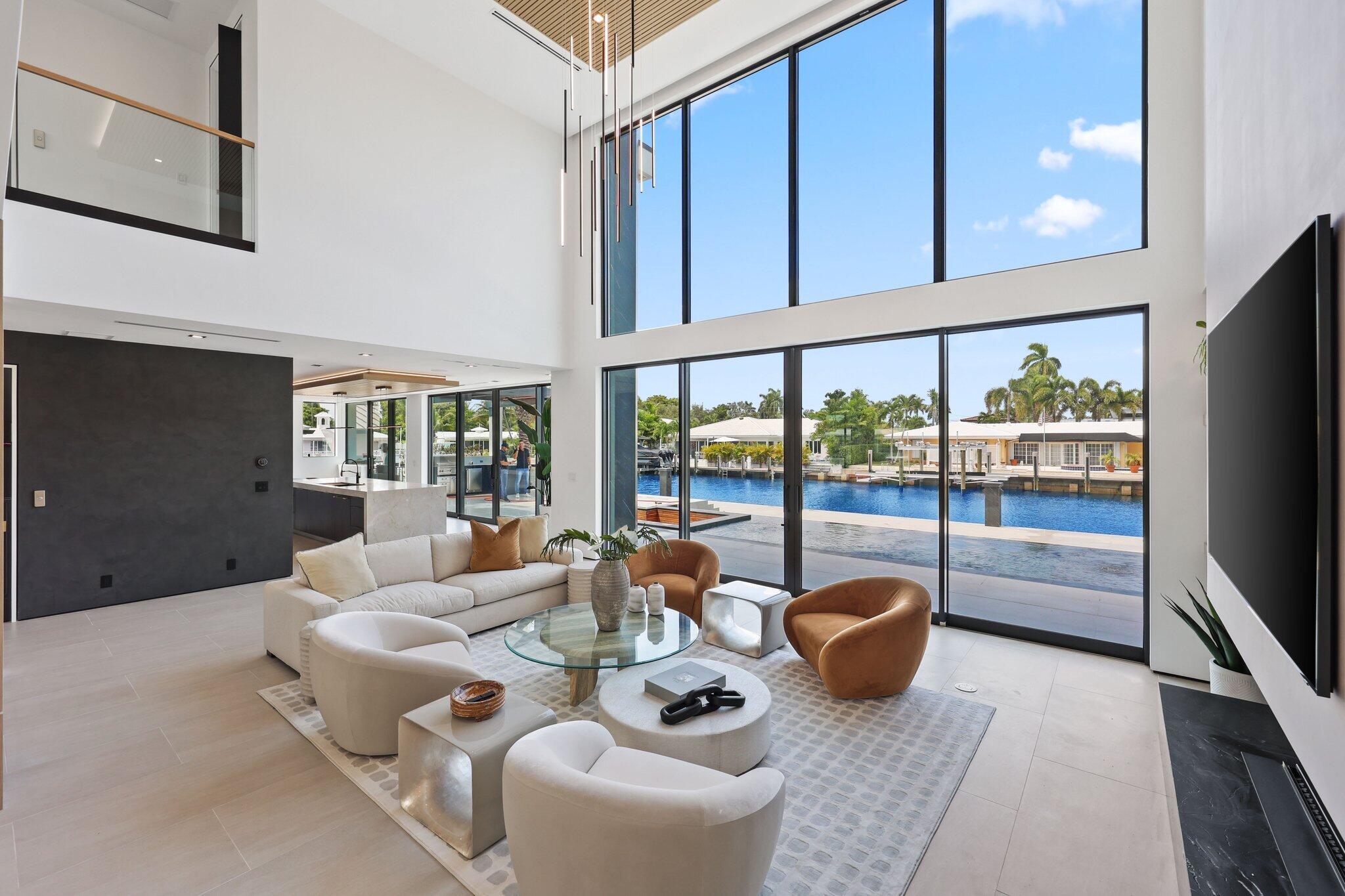 2825 NE 27th St Fort Lauderdale, FL 33306