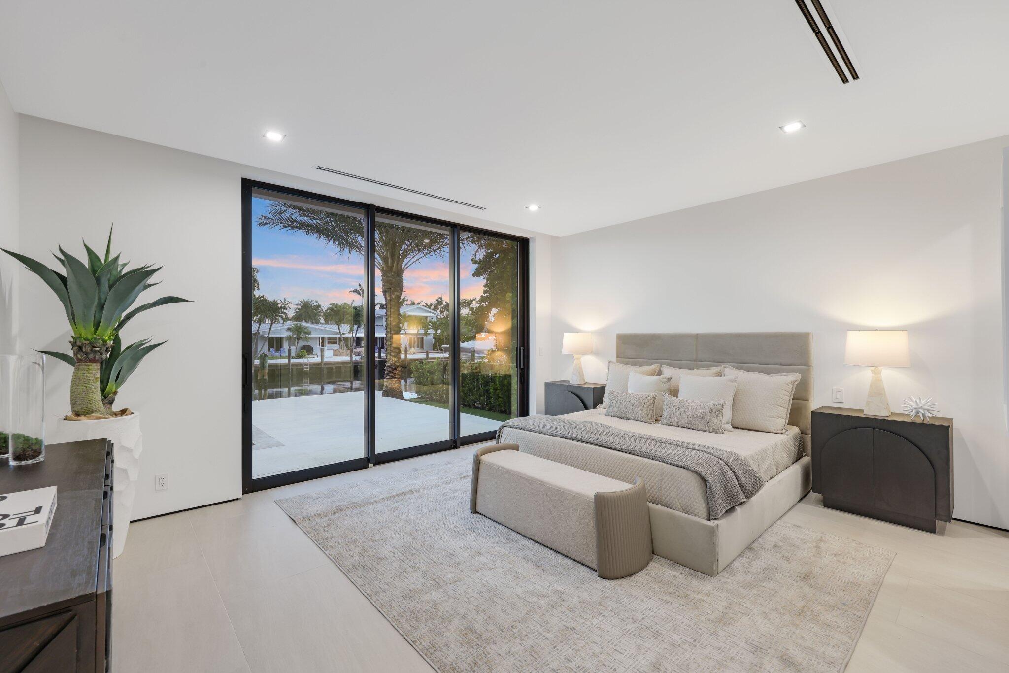 2825 NE 27th St Fort Lauderdale, FL 33306