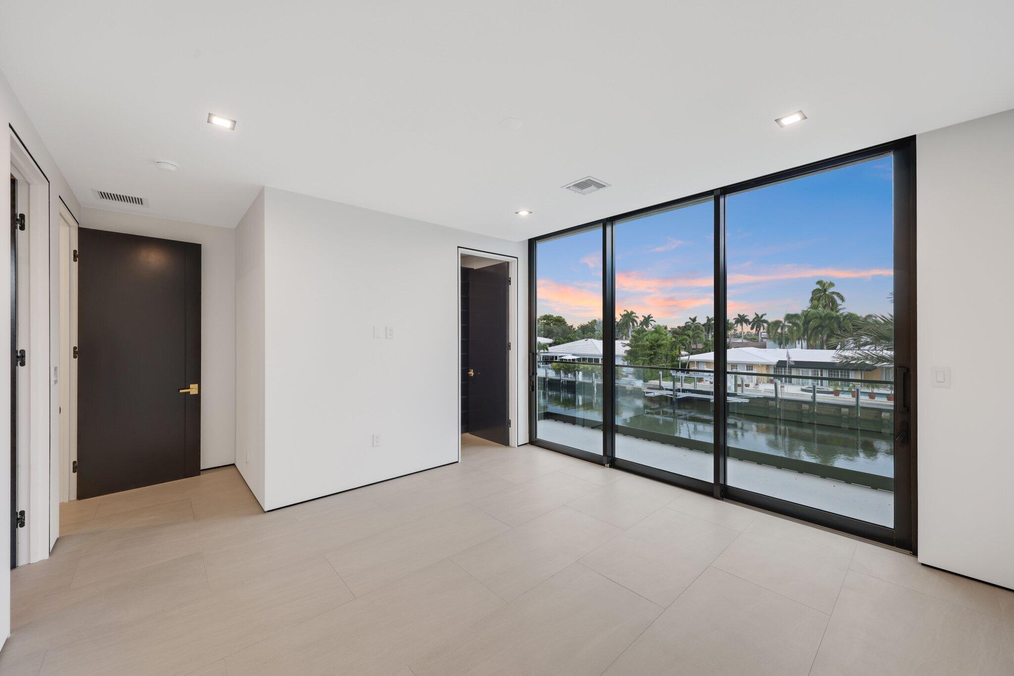 2825 NE 27th St Fort Lauderdale, FL 33306