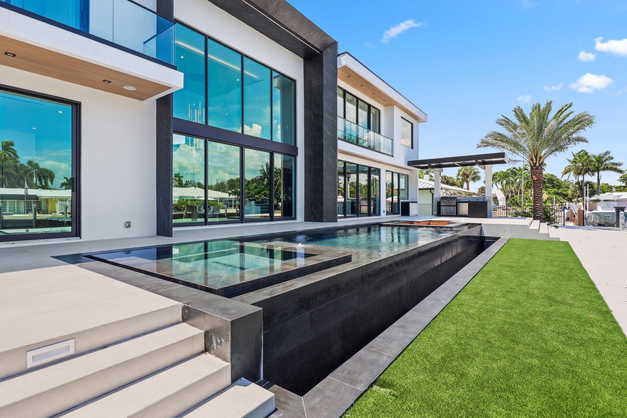 2825 NE 27th St Fort Lauderdale, FL 33306