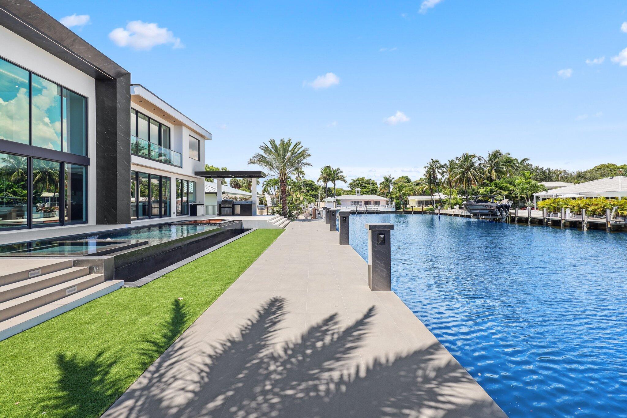 2825 NE 27th St Fort Lauderdale, FL 33306