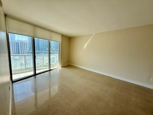 image Icon Brickell I38