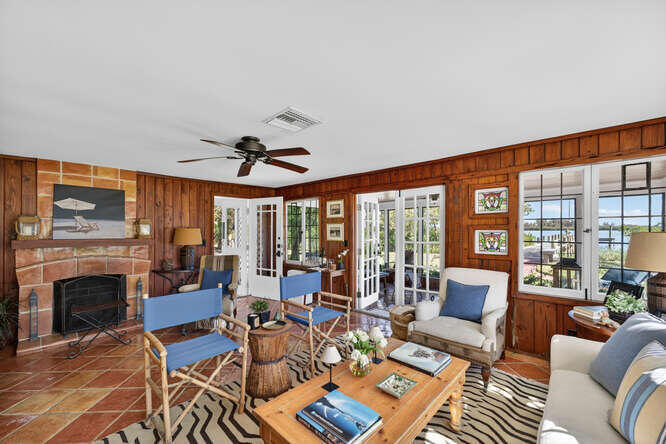 1935 Quay Dock Rd Vero Beach, FL 32967