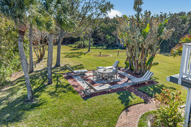 1935 Quay Dock Rd Vero Beach, FL 32967