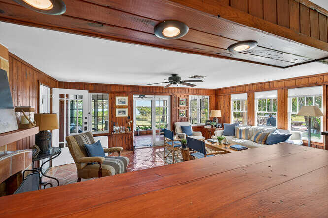 1935 Quay Dock Rd Vero Beach, FL 32967
