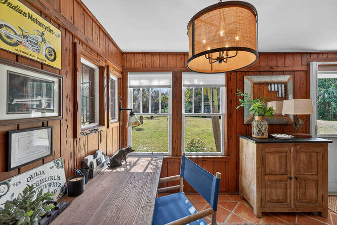 1935 Quay Dock Rd Vero Beach, FL 32967