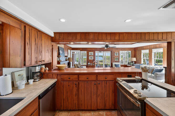 1935 Quay Dock Rd Vero Beach, FL 32967