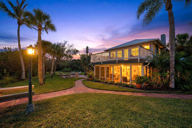 1935 Quay Dock Rd Vero Beach, FL 32967