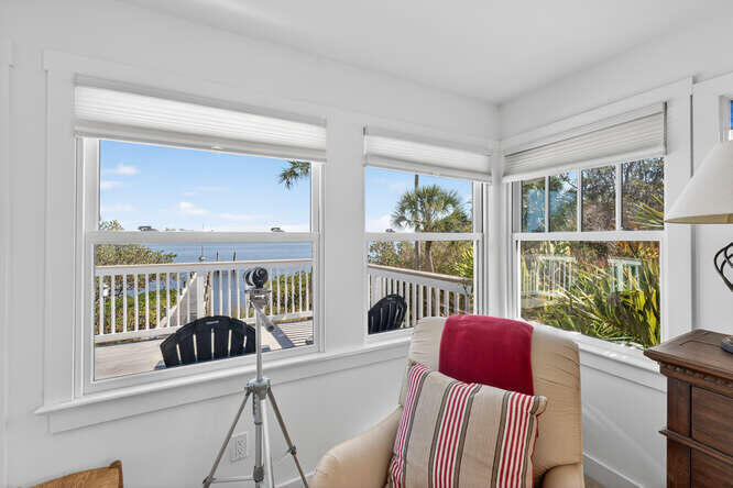 1935 Quay Dock Rd Vero Beach, FL 32967