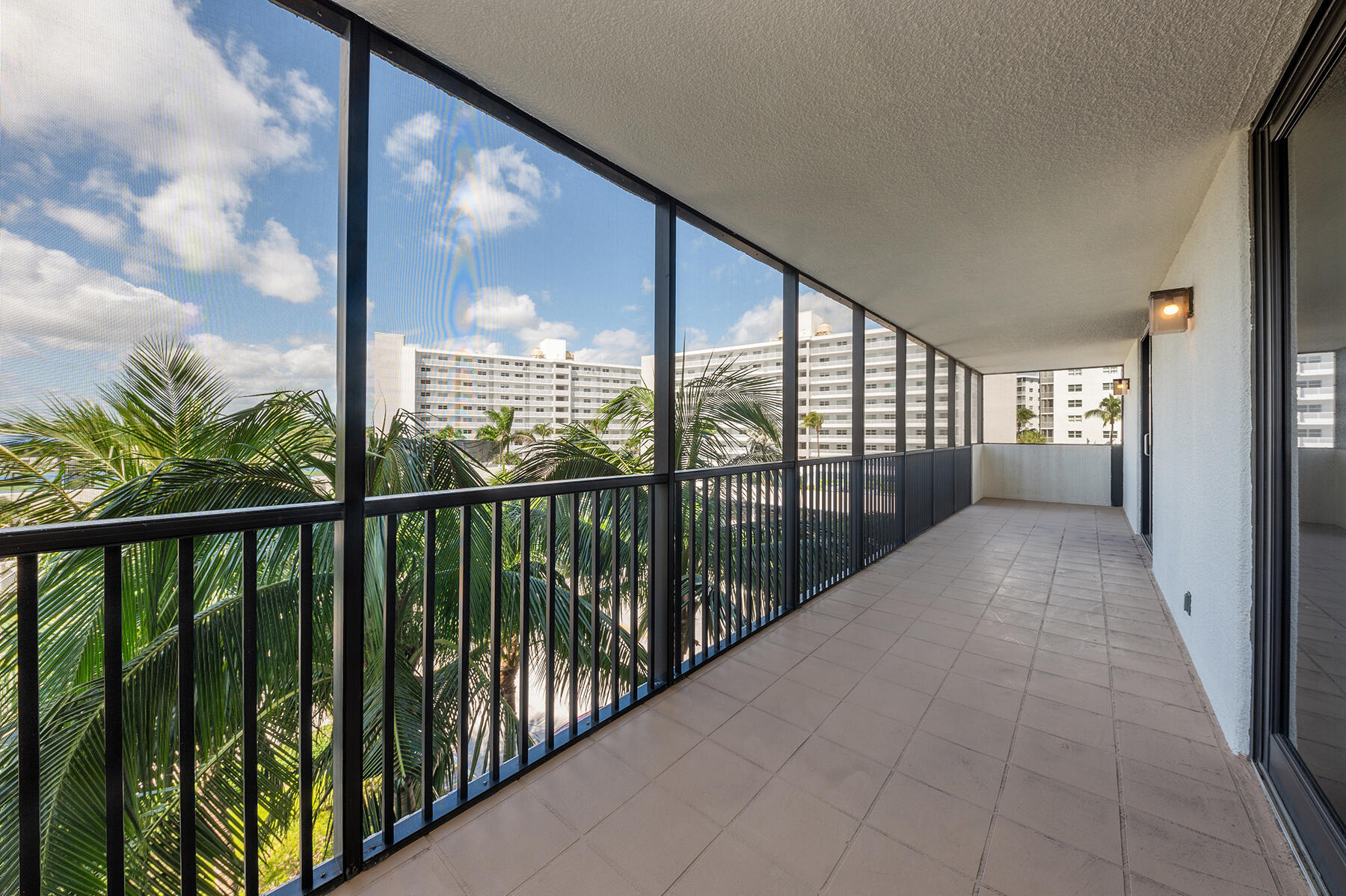 3400 S Ocean Blvd #4h