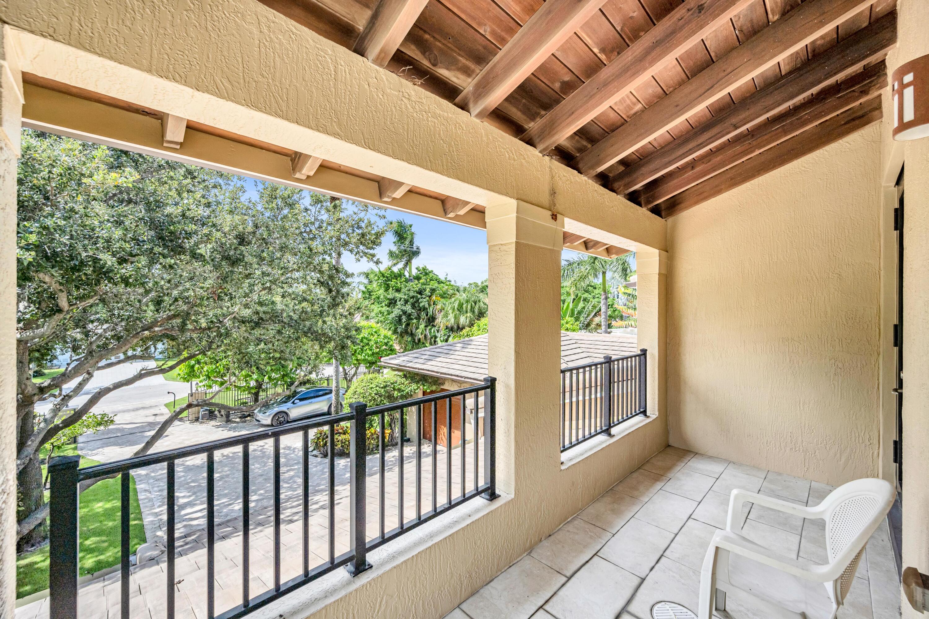 1900 Marietta Dr Fort Lauderdale, FL 33316
