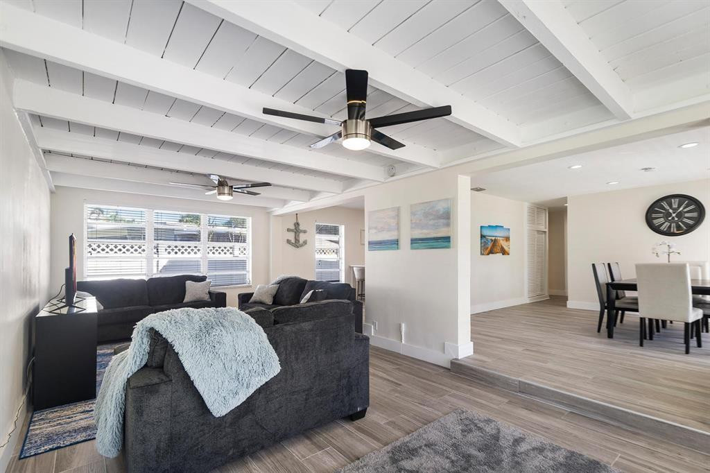 2501 NE 12th St Pompano Beach, FL 33062