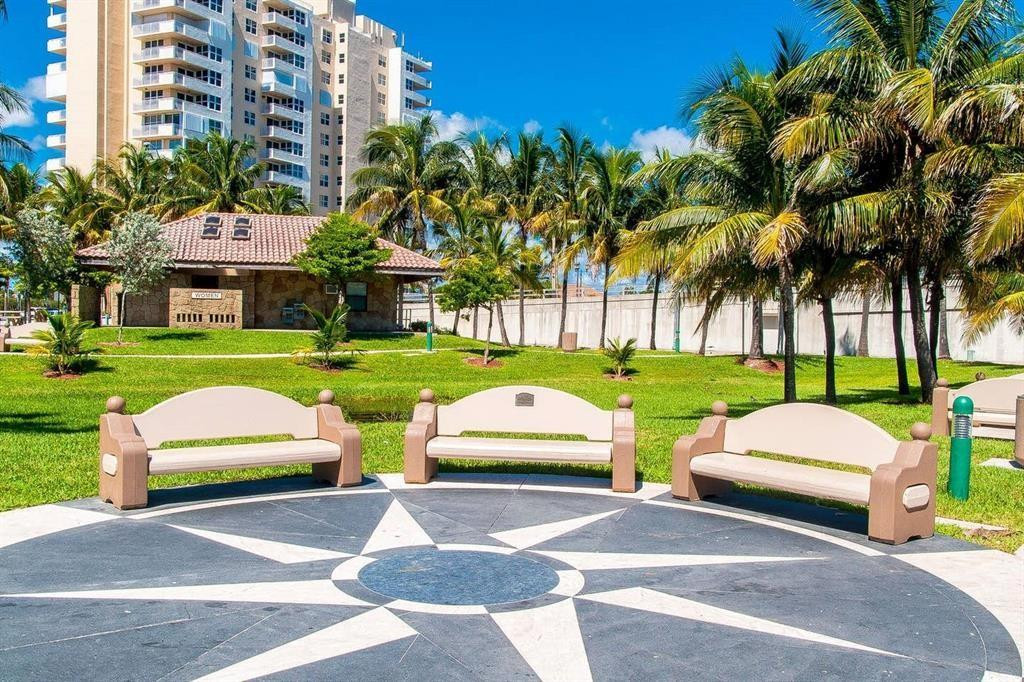 2501 NE 12th St Pompano Beach, FL 33062