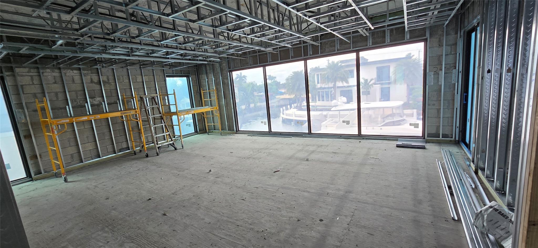 2441 NE 48th Ct Lighthouse Point, FL 33064