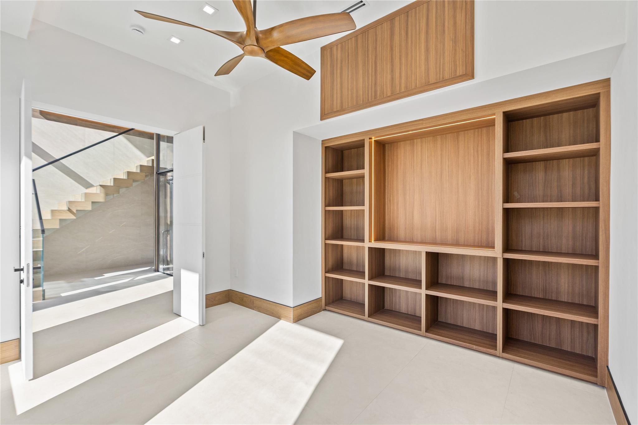 2441 NE 48th Ct Lighthouse Point, FL 33064