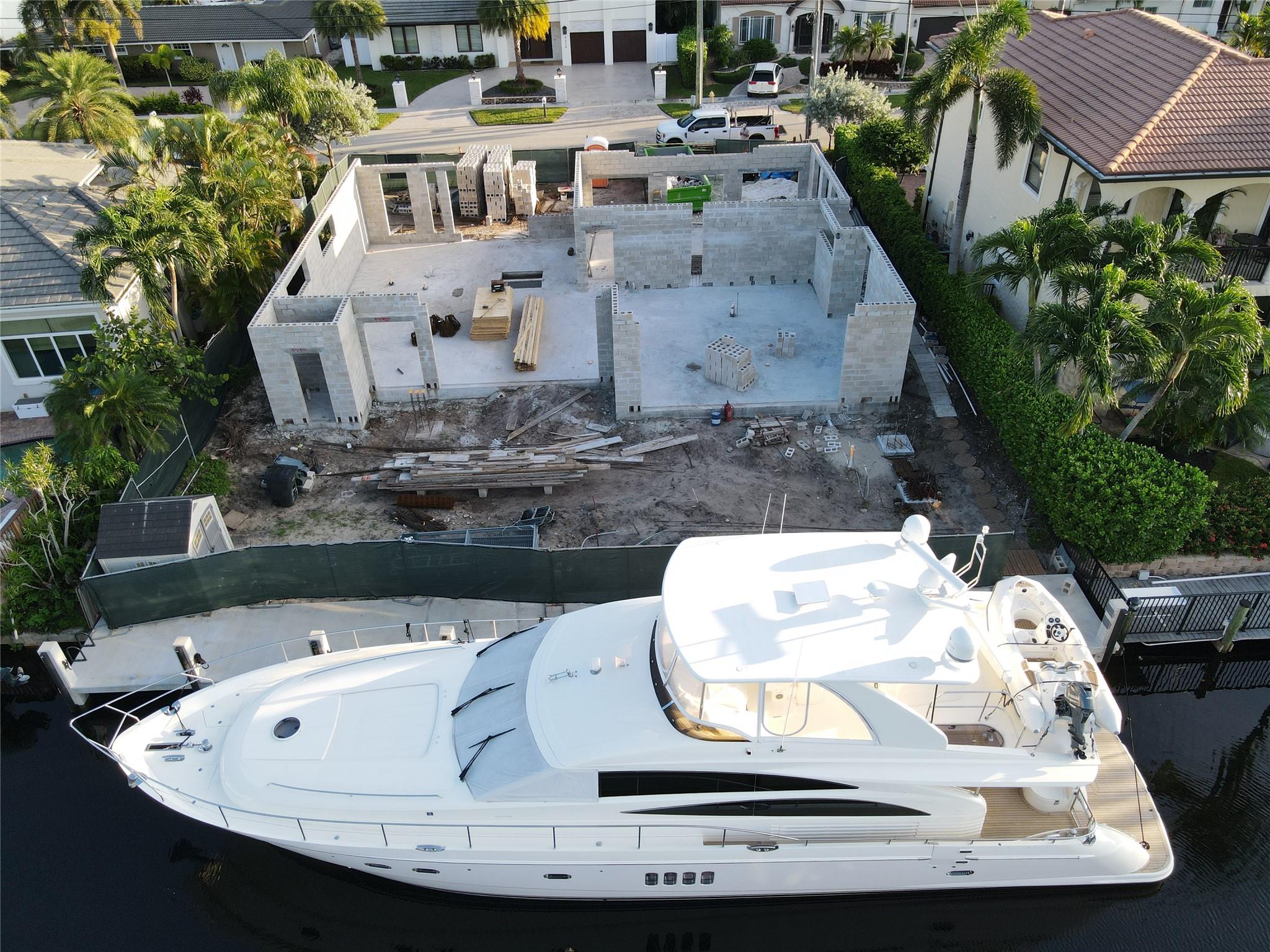 2441 NE 48th Ct Lighthouse Point, FL 33064