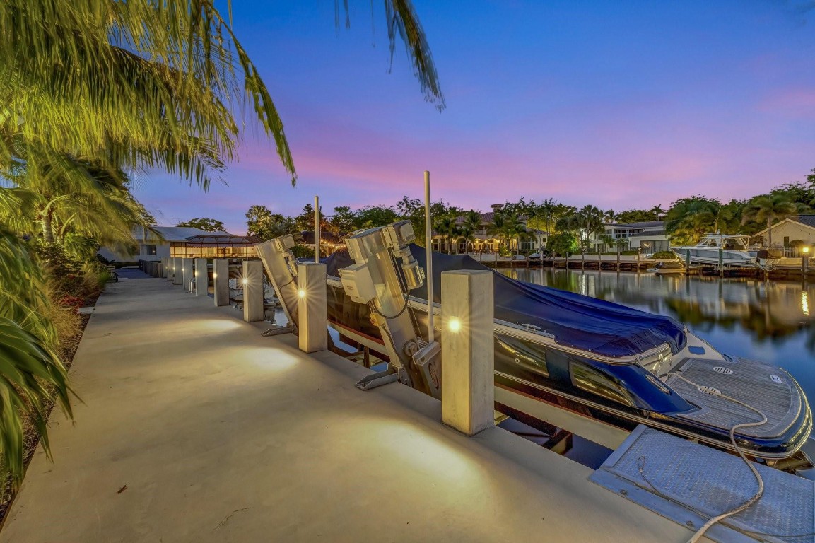 41 S Compass Fort Lauderdale, FL 33308