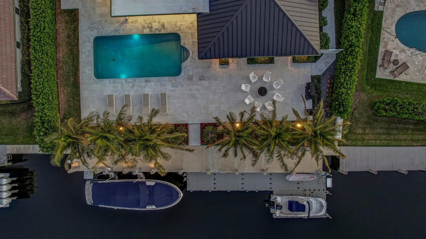 41 S Compass Fort Lauderdale, FL 33308